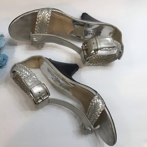 Michael Kors Silver Leather Heels Size 8